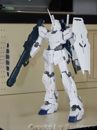 UNICORN GUNDAM